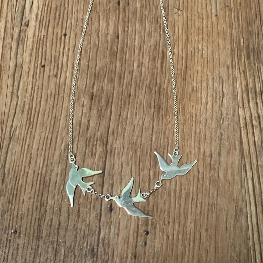 Sterling silver 3 doves 18” necklace from Peru